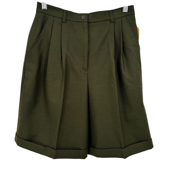 Charter Club Classic Vintage 100% Pure Wool Bermuda Shorts Moss Green Size 8 NWT - Picture 1 of 7